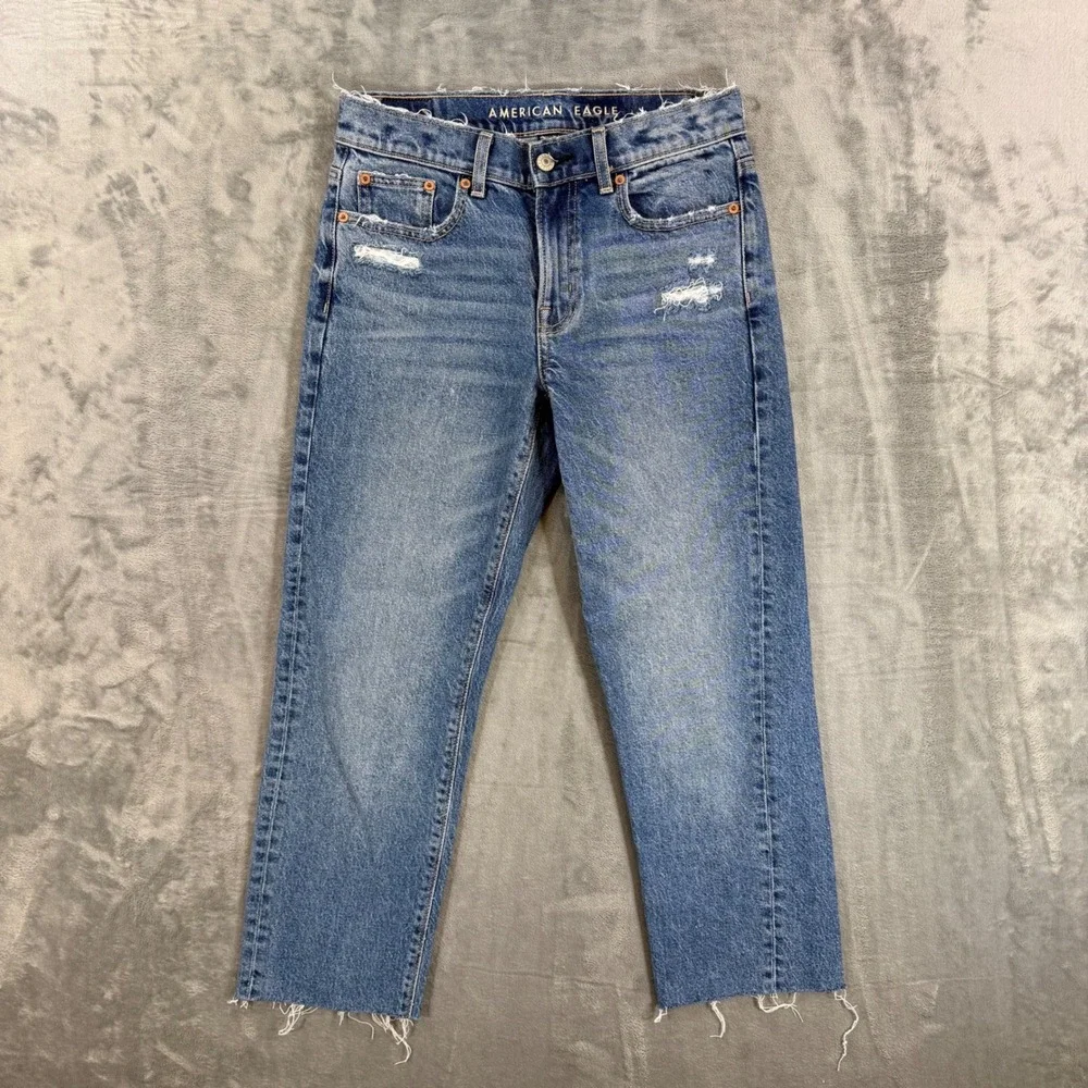 American‎ Eagle High Rise Cropped Straight Jeans Women's 2 Reg Blue Distressed
